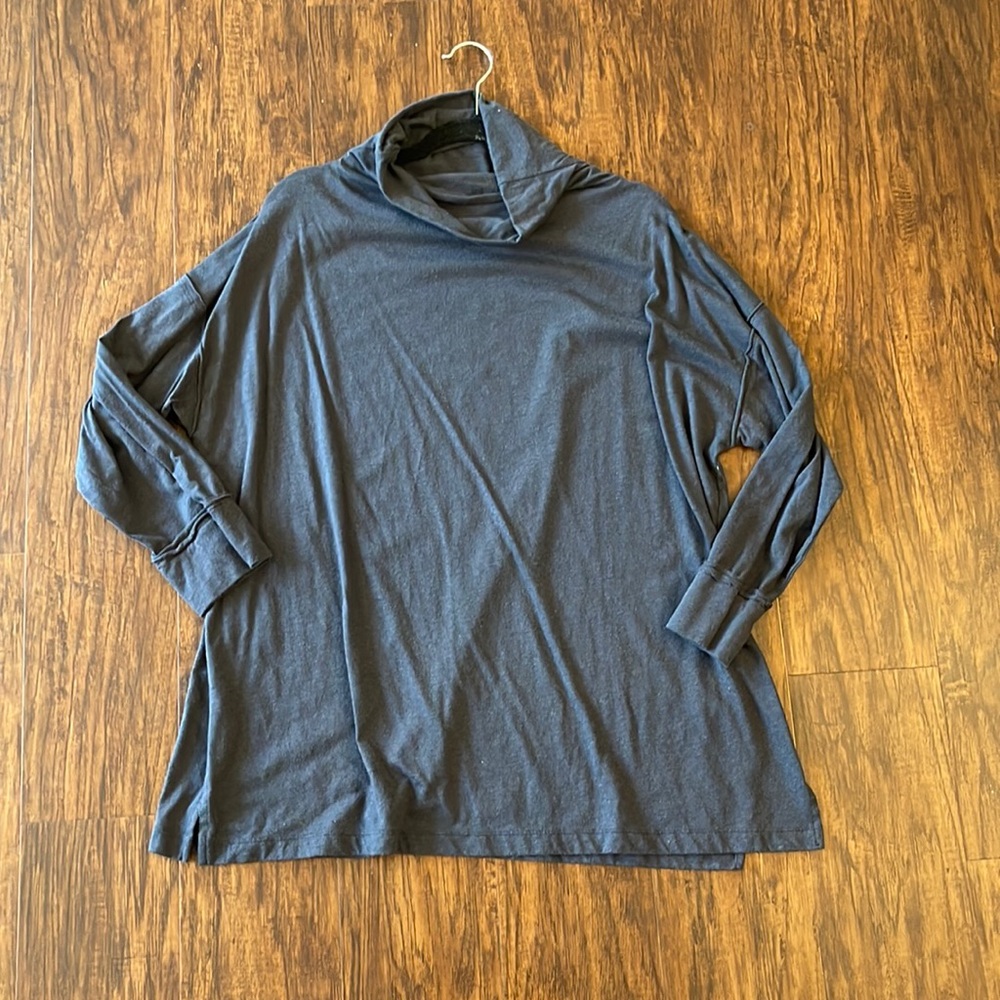 American Eagle Cowl Neck